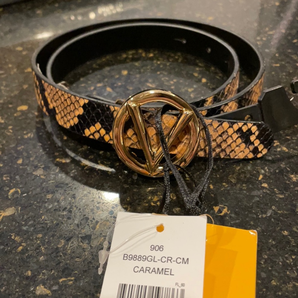 Valentino Guisy Logo Python Print